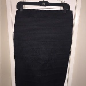 Black bandage pencil skirt